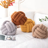 Knot Cushion