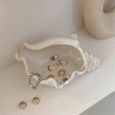 Shell keys and accessories holder