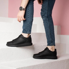 Black Blacky Sneakers