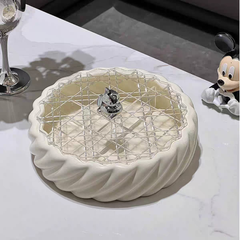 The giver candy bowl